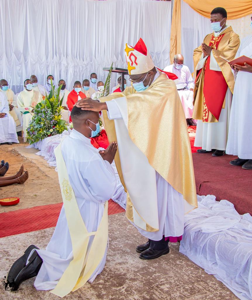fr adam9